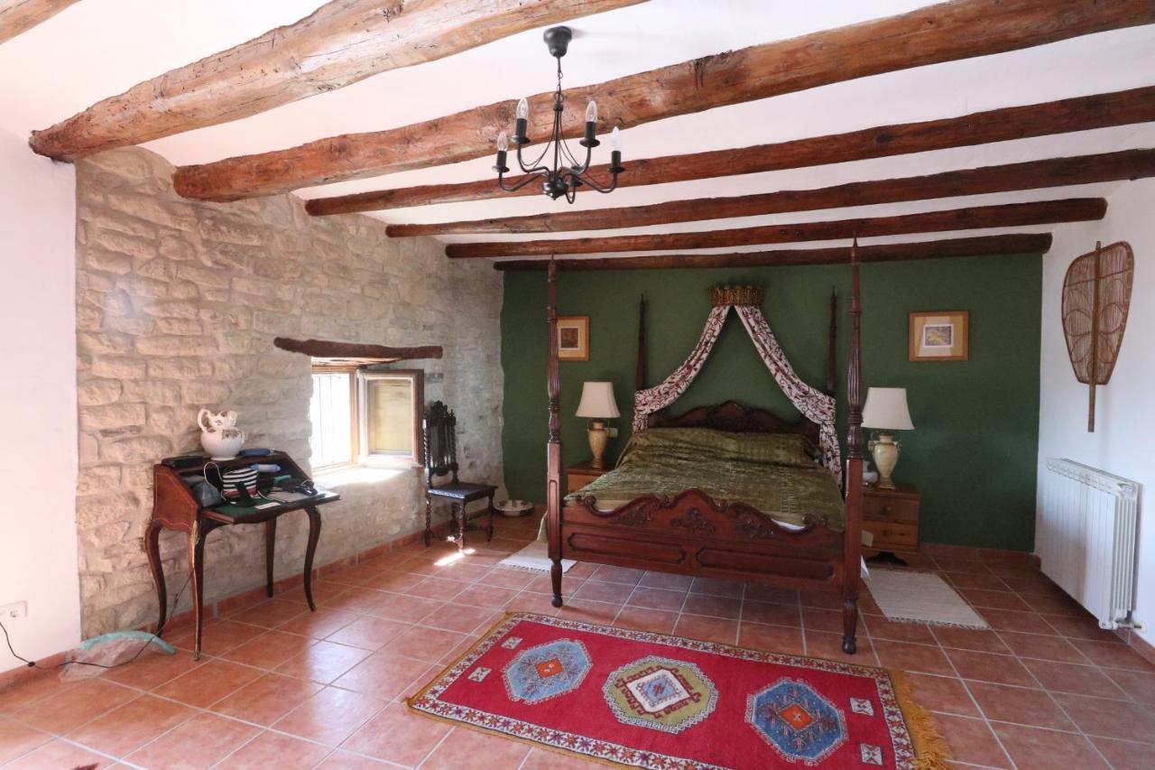 Bed and Breakfast Casa Amparo San Martín de Unx Exterior foto